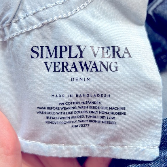 Simply Vera Vera Wang Crop Blue Jeans Size 14 - Picture 5 of 5